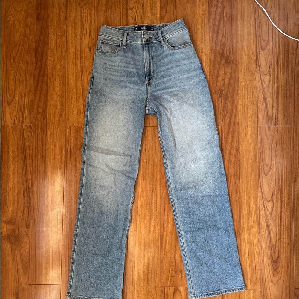 Hollister ultra high rise dad jean size 2